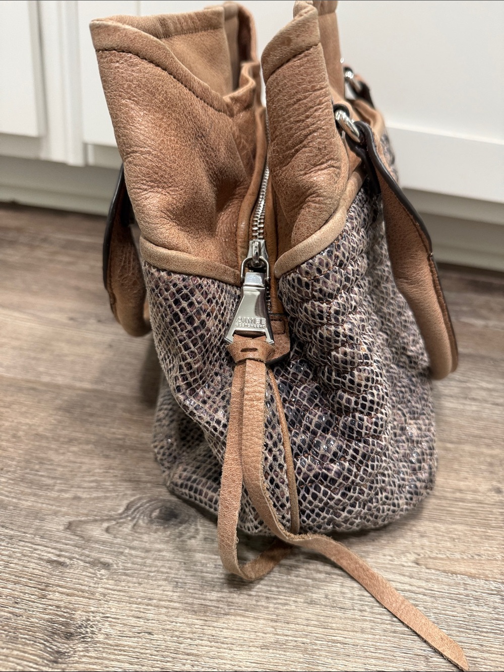 Aimee Kestenberg Kiley Quilted Vintage Leather Shopper - Picture 4 of 11